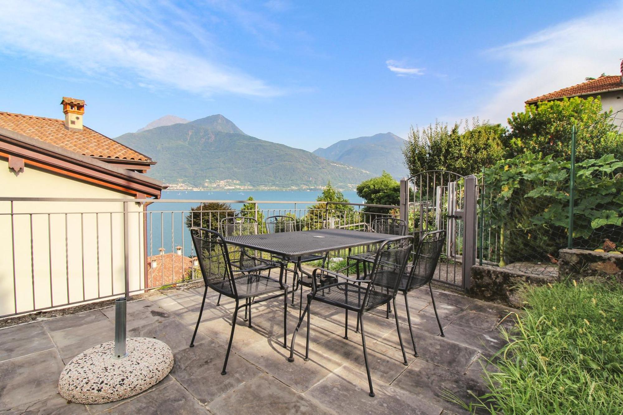 Appartamento Al Porto Pianello Del Lario Екстер'єр фото